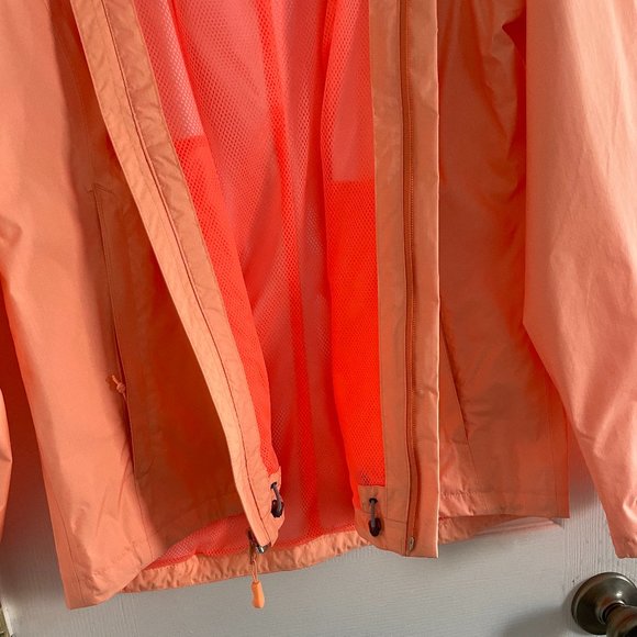 Under Armour Women's Rain Jacket - Picture 9 of 9